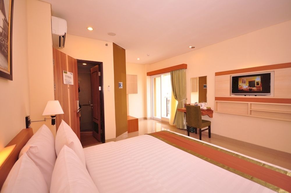 Hotel De Batara 3*