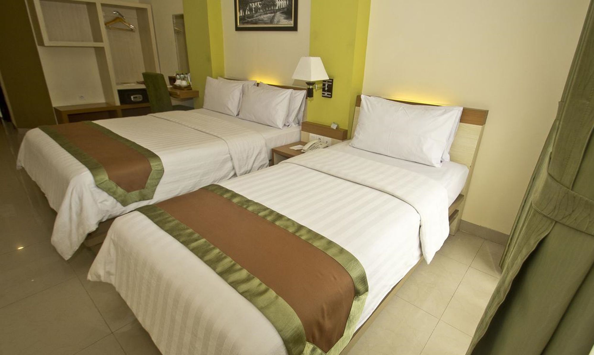 De Batara Hotel 3*